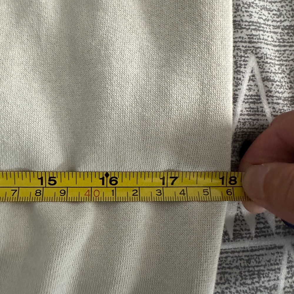 NWT Cream Crewneck Sweatshirt with Embroidered Details - Picture 9 of 14